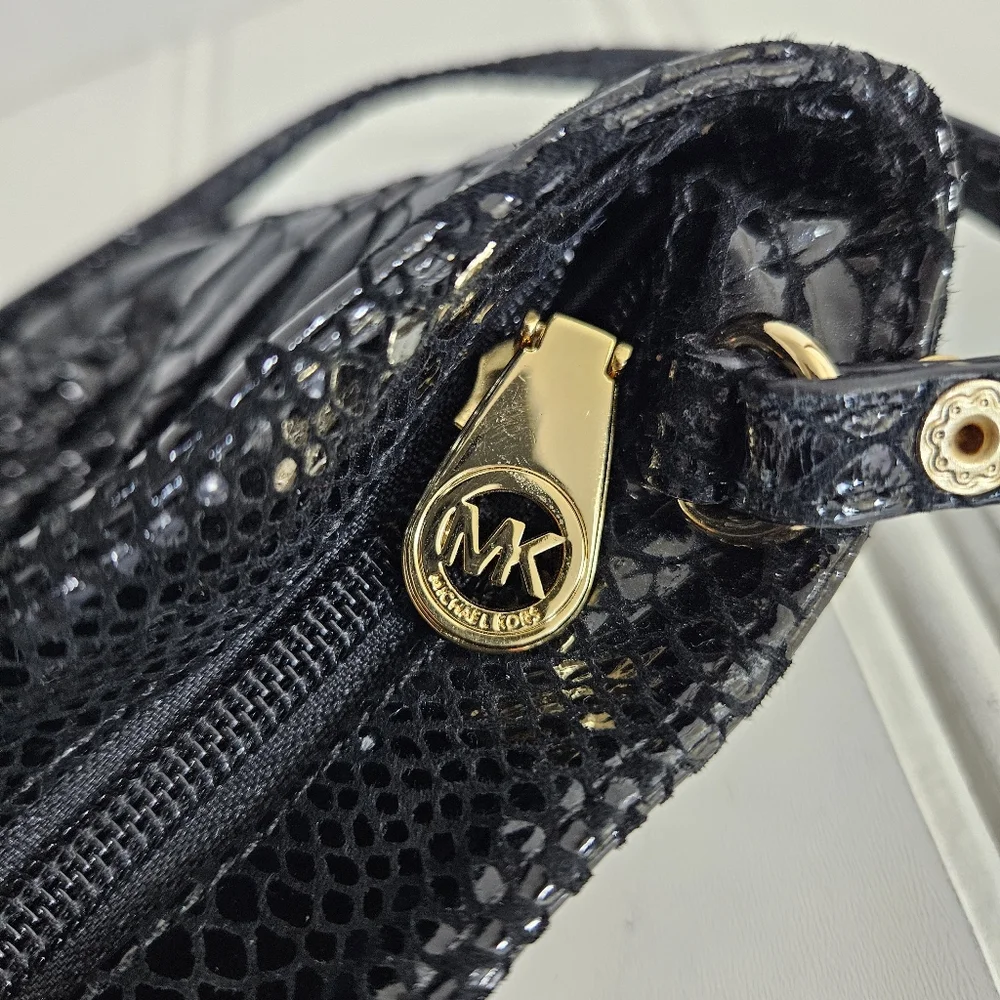 Michael Kors Clutch OS Ruched Leather Convertible Crossbody Shoulder Purse Black